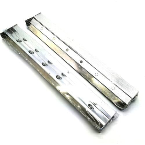 SQA303 300mm 60 degree 15mm overhang DEK squeegee