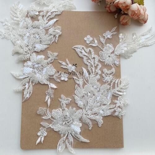 1 Pair Beaded Sequins Luxury Lace Applique Bridal Grown Floral Patches Sewing on Collar Wedding Dress Accessories Creamy White