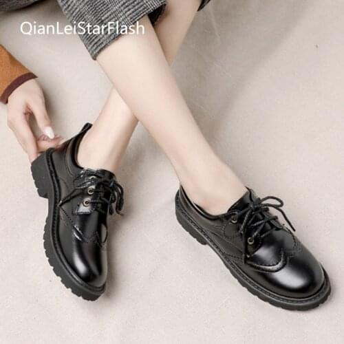 Spring Autumn Women Brogue Shoes Black Leather Shoes Platform Lace Up Fretwork Casual Shoes Embossing Retro zapatos mujer