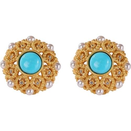 S925 sterling silver gold-plated turquoise pearl stud earrings personality affordable luxury dignified hollow flower womens