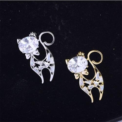 Fashion Crystal Zircon Cute Cat Brooches for Women Gift Luxury Rhinestone Handmade Animal Pin Wedding Accessory Broches Mujer