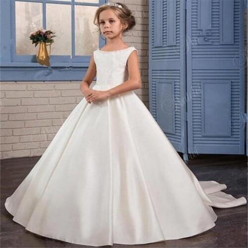 Flower Girls Dress With Bow Elegant First Holy Communion Gowns Jewel Neck Lace Open Back Satin Pageant Dress for Girls