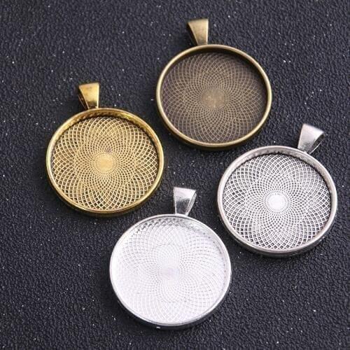4pcs/lot 30mm Four Color Metal Alloy Cameo Peace Round Cabochon Settings Pendants