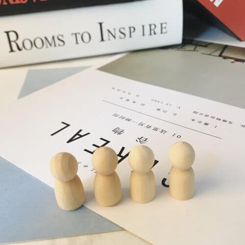 4pcs/set 1:12 Dollhouse Miniature Wooden Figure Model DIY Craft Accessories Toys