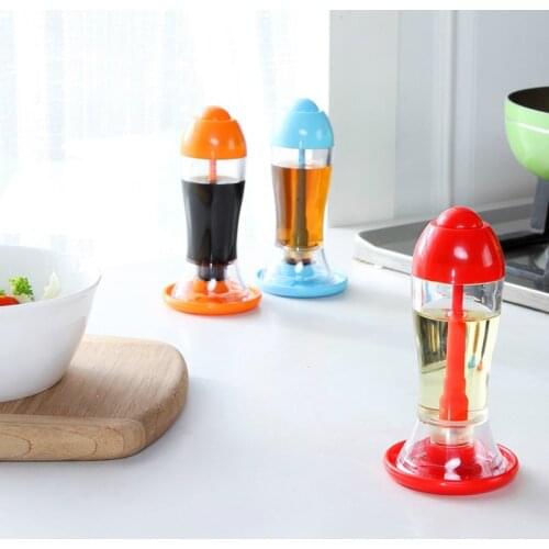 Kitchen leak-proof Spray Pump Barbecue Oil Sprayer Spraying oil watering vinegar and soy sauce bottle Kitchen Accessories