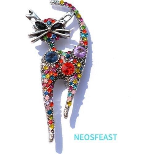 Cute Brooches for Women Rhinestone Cats Alloy Pin Mix Color Ladies Holiday Gifts Coat Garments Dress Accessories Fashion Jewelry