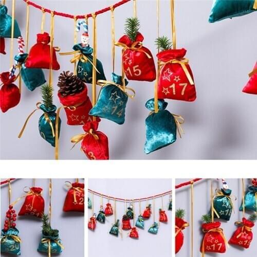 24Pcs New Year Decor 2020 Merry Christmas Tree Decoration Bronzing Drawstring Bag Pull Flag Window Layout Storage Package