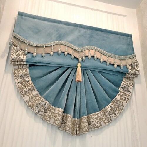 Brangdy Roman Blinds On The Windows