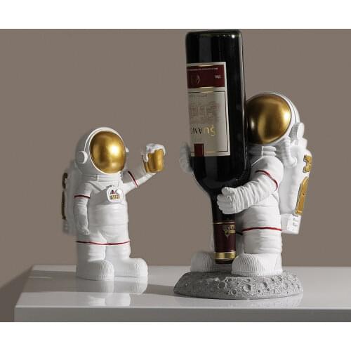 Resin Astronaut Figurines Fashion Spaceman With Moon Sculpture Decorative Miniatures Cosmonaut Statues Gift For Man & Boyfriend