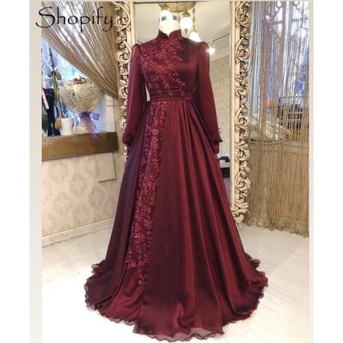 Gorgeous Long Sleeve High Neck Beaded Embroidery Arabic Women Muslim Women Burgundy Formal Evening Dresses 2021