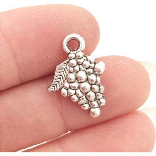 BULK 30 Zinc Alloy Antique Silver Plated Grape Charms Jewelry Findings for Wine Lovers 13*18mm 0.8g