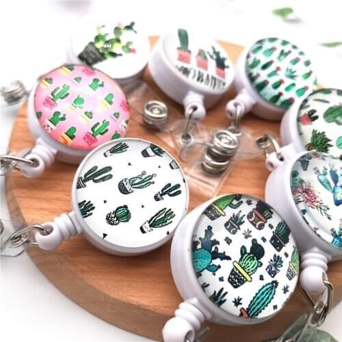 2020 New Design High Quality Retractable Nurse Badge Reel Clip Fashion Green Cacti Pattern IC ID Card Badge Holder
