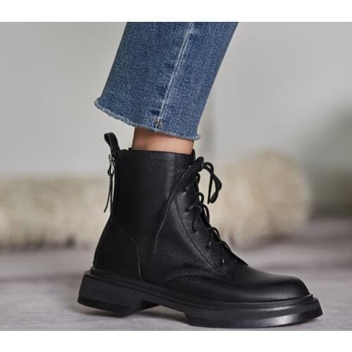 Genuine Leather Women Boots Retro British Style Slip-On Chelsea Boots Fashion Ankle Boots Round Toe Flat with Women Shoes