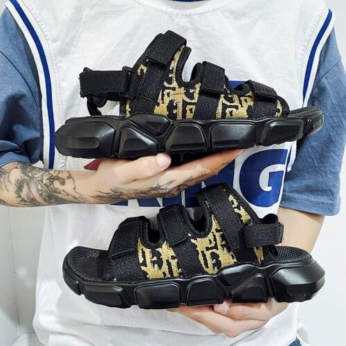 Men Sansal Breathable Mesh Lighted Outdoor Shoes Beach Flip Flops Man Slipper Summer Shoe Sandal Sandalias Hombre plus 39-45