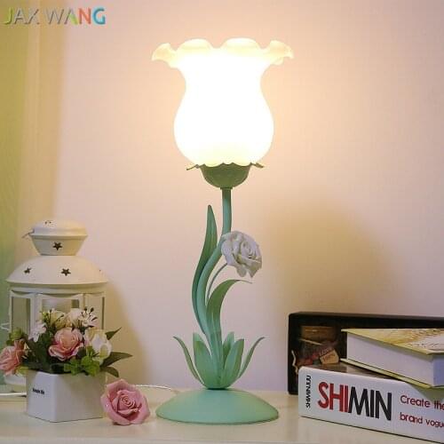 Korean Garden Decor Led Table Lamp Modern Indoor Home Decor Iron Flower Light Bedside Lamp Lovely Girl Room Decor Lighting