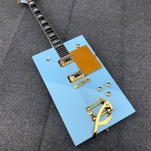 High-grade 6-string electric guitar, golden accessories, small double-shaking vibrato bridge, peach blossom core wood, light blu