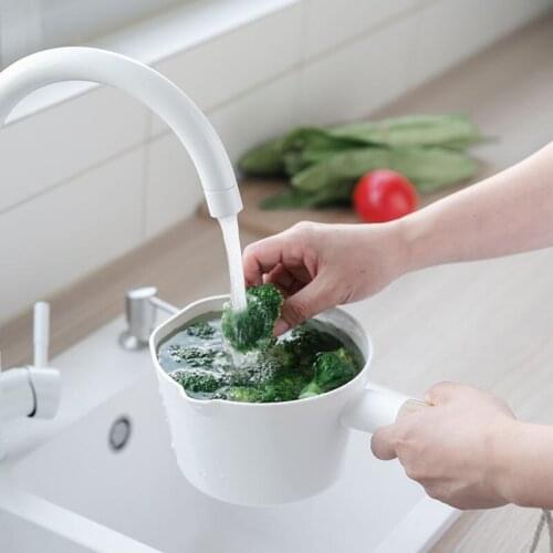 Bathroom White Scoop Creative Plastic Water Scoops Kitchen Wooden Long Handle Water Ladle Japanese Style Kitchen Gadgets Useful