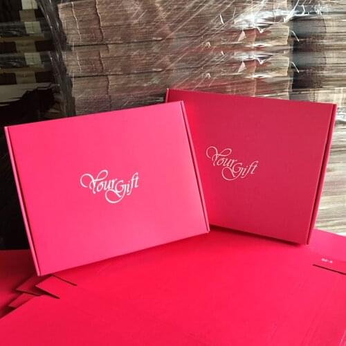 S1-S4, good quanlity red red kraft paper box 9 sizes can be choose, packing clothes box, gift box or mail for you shop