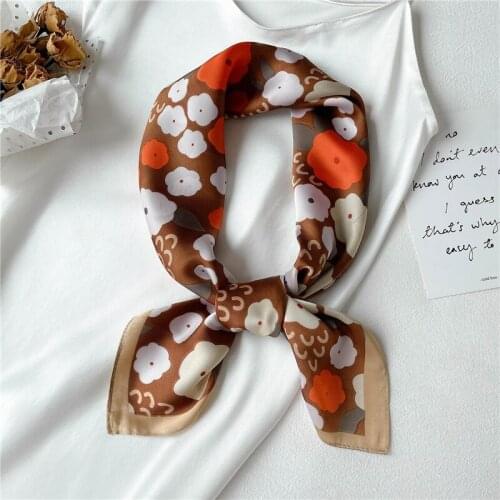 2021 New Design Square Scarf Small Silk Neck Women Hairband Printed Floral Hijab Foulard Bandana Shawl Wrap Spring Summer
