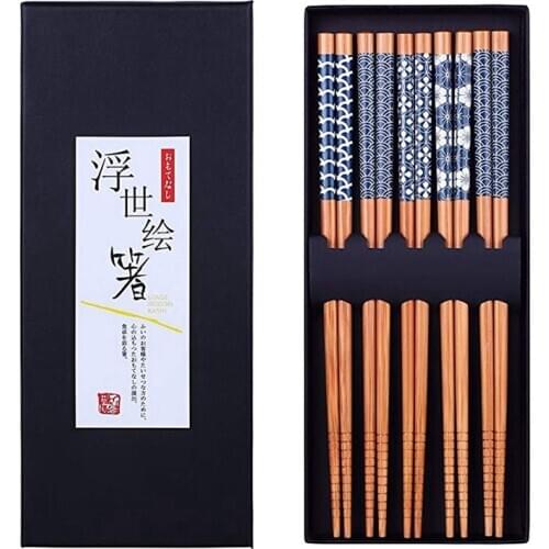 5 Pairs Natural Bamboo Chopsticks Reusable Classic Japanese Style Chop Sticks Gift Sets, Dishwasher Safe, 8.8 Inch