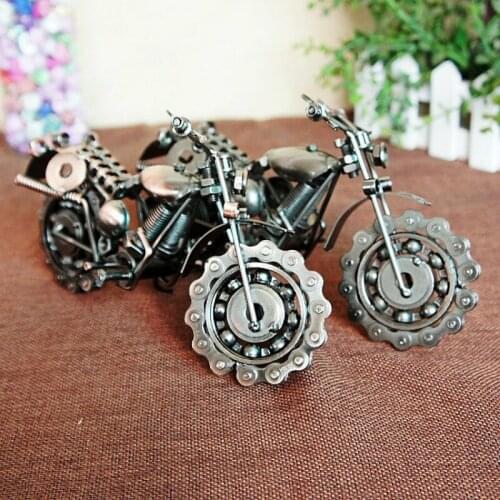 Decoration Crafts Figurines Miniatures Vintage Iron Men Chain Motorcycle Model Classmates Personalized Decoration Gift