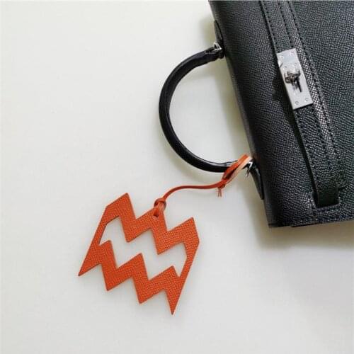 Personality Constellation Chains Aquarius For Couple/Lover Gift Real Leather Keyrings Bag Holder Pendants Fashion Accessories