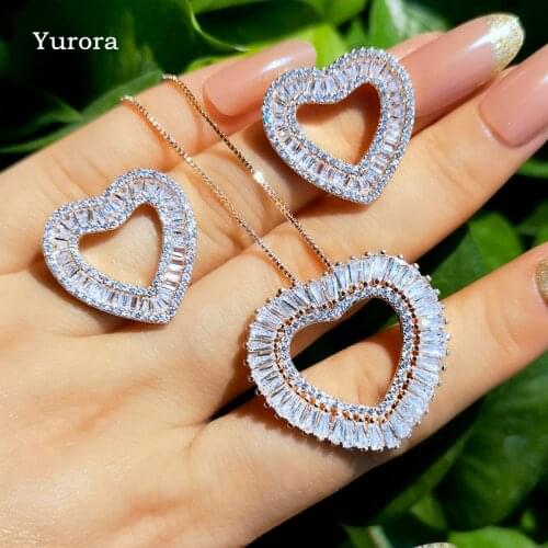 Luxury Sparkling Cubic Zirconia Jewelry Sets Gold plated Big Love Heart Pendant Necklaces Stud Earrings 2021 Fashion Jewelry Set