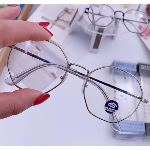 UVLAIK Vintage Anti Blue light Glasses Frame Round Lens Myopia Optical Mirror Simple Metal Women Men Transparent Eyewear Frames