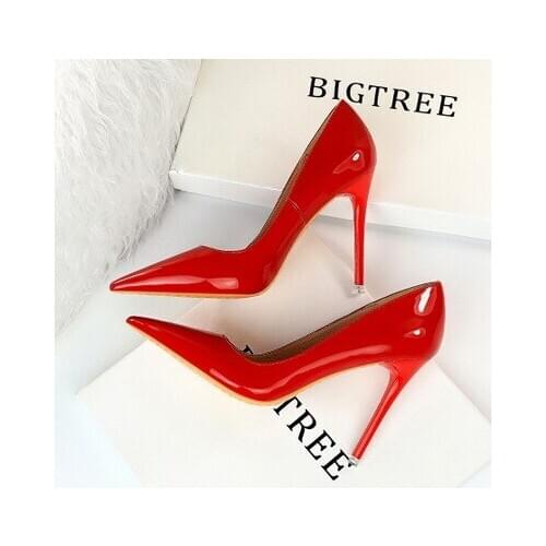 2020 NEW Womens Pumps Shoes Sexy Thin Heel High Heels10.5CM Pointed Toe Pumps Women Shoes Patent Leather Ladies Wedding Shoes