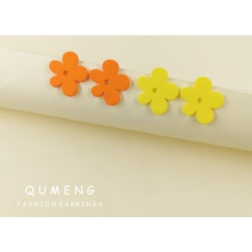QUMENG 2021 South Korea Hot Sell Simple Temperament Yellow Orange Flowers Acrylic Stud Earrings For Women Exquisite Jewelry Gift