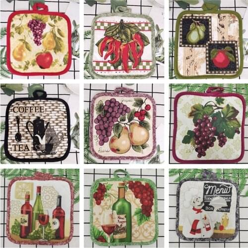 17x17cm Sewing Cotton Colorful Pattern Coaster Table Placemat Potholder Bowl Mat Kitchen Baking Tool