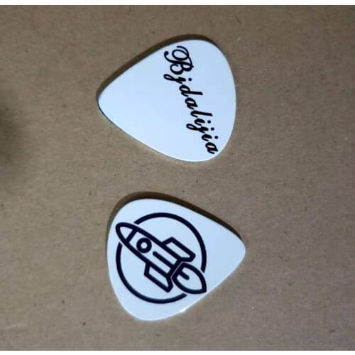 Free shipping 20pcs/lot The Guitar Picks 28*32*1MM Blank Sublimation DIY Printing Sublimation Ink Transfer Paper