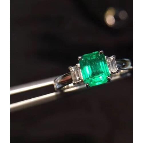New Natural Emerald Ring 925 Silver Womens Ring Fresh and Lovely Design Style Best Gift Choice