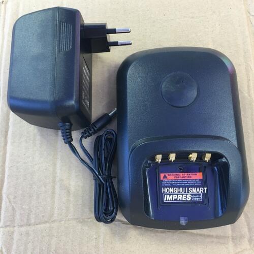 WPLN4226A battery charger for motorola xir p6600 p6620 dep550 dep570 etc walkie talkie EU plug 220v