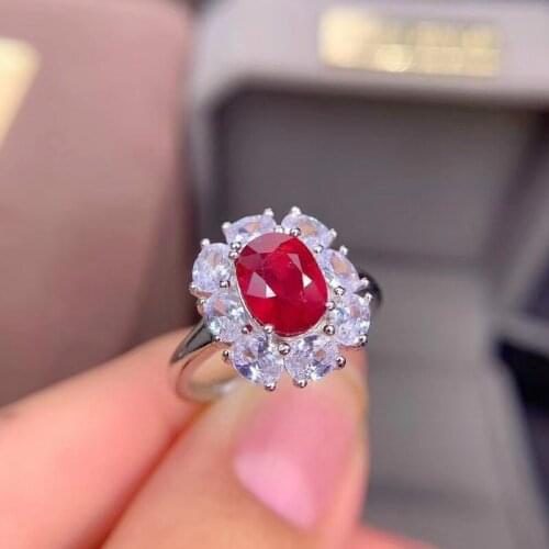 New Natural Ruby Ring Womens 925 Silver Simple and Atmospheric Style Jewelry for Young Peoples Daily Needs