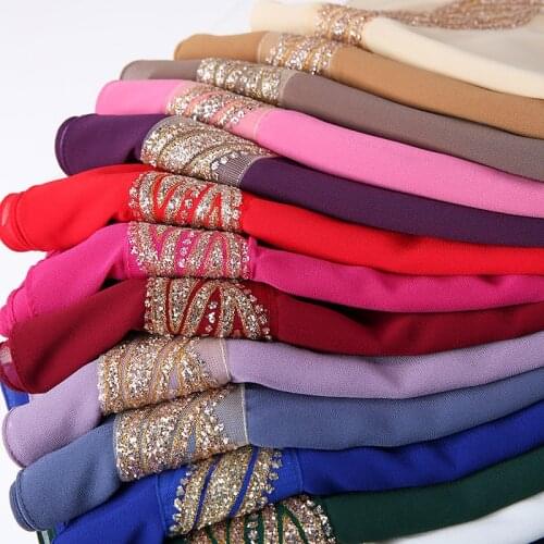 Luxury brand 2019 muslim gold silver yarn glitter scarf hijabs middle eastern arab head scarf islamic cotton headscarf headwrap