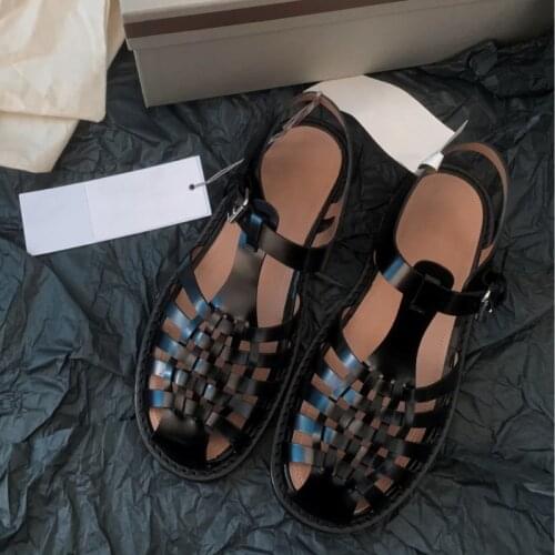 2020 Hollow Weave Rome Sandal Round Toe Flat With Ankle Buckle Casual Comfly Beach Women Shoes Cut Out Summer Sandals