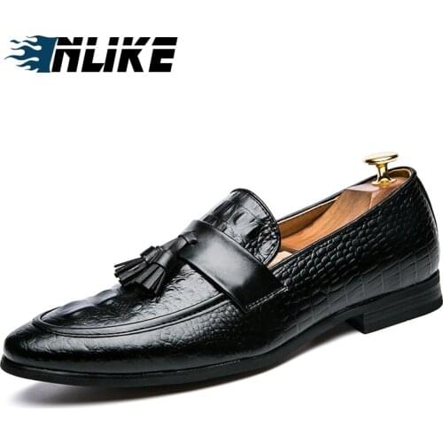 Inlike cow Genuine Leather Men fashion tassel shoes Men Casual slip-on Shoes Men Flats