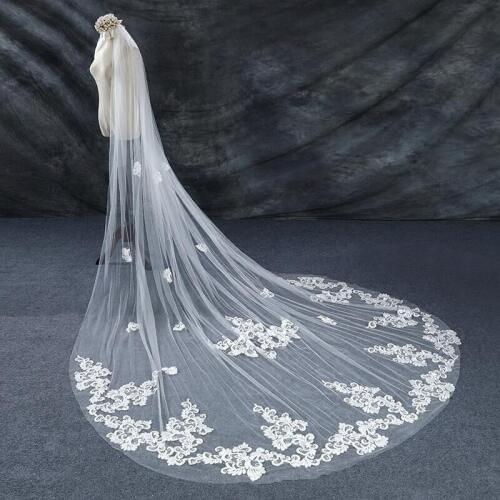 Cinderella Special Design Lace Applique Ivory 3.5*3 meters Lace Appliqued Edge Soft Tulle Wedding Veil Bridal Chapel Veil