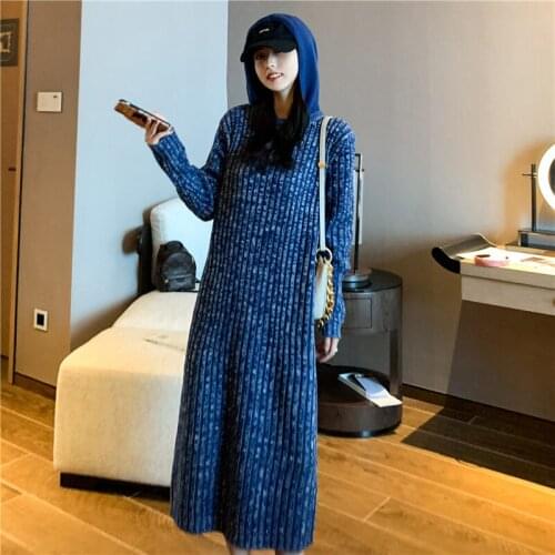 2021 Korean Autumn Mid-Length Loose Thick Royal Blue Hooded Sweater Dress Women Knitted Long Seeve Straight Dress Lady Robe M719