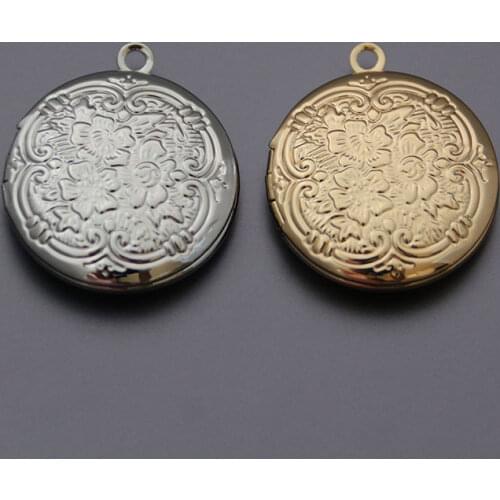 1 round photo frame pendant necklace flower embossed locket necklace ladies men fashion souvenir jewelry photo box necklace