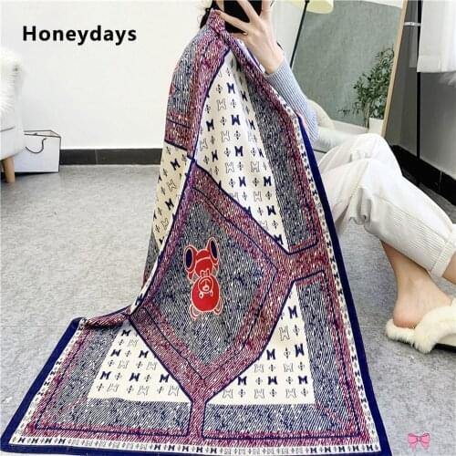 Designer Classic Bear Print Cashmere Scarf Winter Warm Pashmina Shawl Travel Long Scarves Air Conditioning Shawl Office Blanket