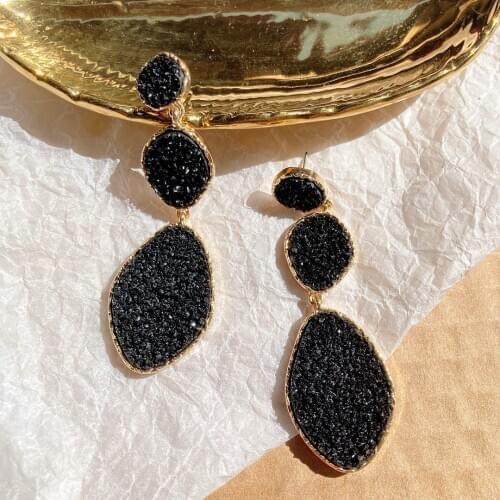 And the United States new take long tassels joker black earrings convex shape long bright female temperament earrings
