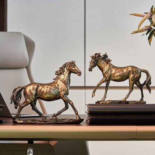 Retro Horse Decoration Resin Animal Shape Lucky Gift Modern Home Living Room Desk Decoration Feng Shui Decoration Gifts