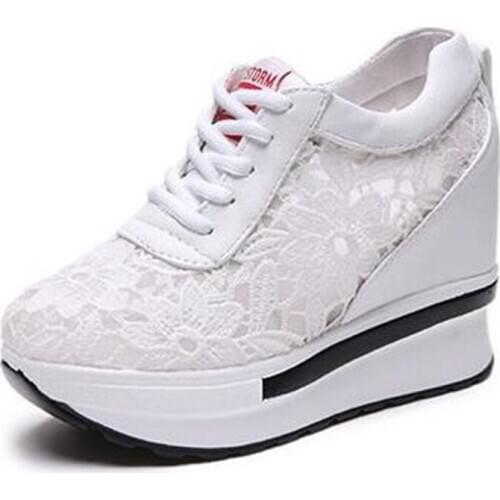 2020 New Spring Summer Round Head Lace Internal Increase Women Shoes Thick Bottom Platform Shoes Fashion Elegant High Heel Shoes