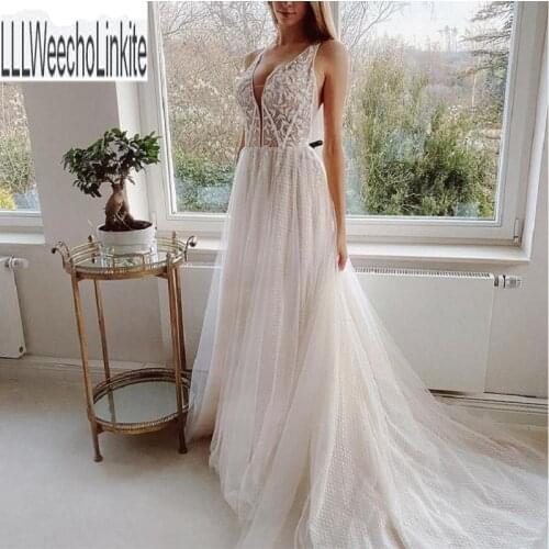 Ivory Lace Appliques Beading Spaghetti Straps A-Line Wedding Dresses Floor-length V-Neck Bridal Gowns Chapel Train