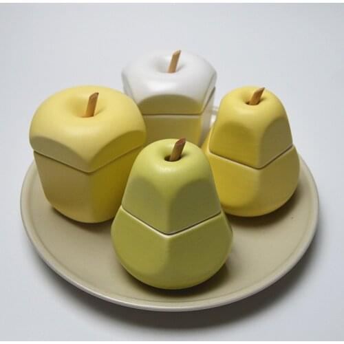 Ceramic Storage Tank Creative Fruit Sculpture Desktop Decoration Kitchen Condiment Dispenser Sugar Bowl Salt Shaker with Lid