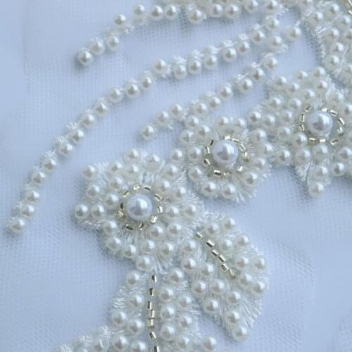 1pair pearl beaded embroidery lace appliques for wedding dresses Rhinestone lace applique patches Embroidery lace parches ropa