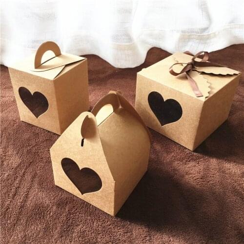20Pcs Kraft Cardboard Handmade Cake Packing Boxes Clear Pvc Window Candy Handle Gift Box Love Wedding Cake Boxes 3 Style