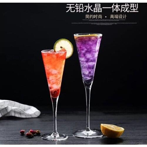 Lead-free crystal glass goblet champagne glass cocktail glass V-shaped glass Martini glass bar sparkling wine triangle glass